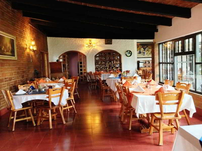 Food & Drinks, Rancho Hotel El Atascadero, Allende