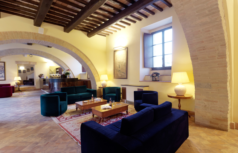 Public Area 2, Castello di Baccaresca, Perugia