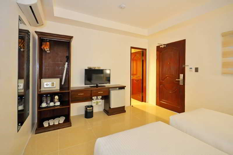 Bedroom 4, Boracay Summer Palace, Malay