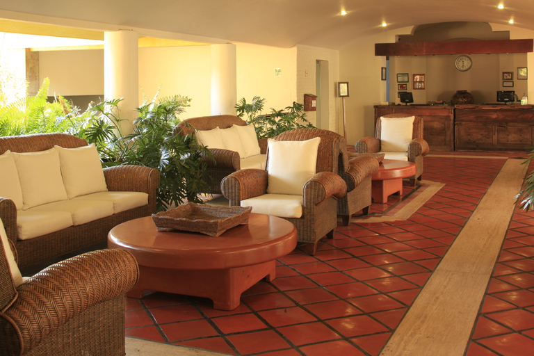 Public Area 4, Real de Chapala, Chapala