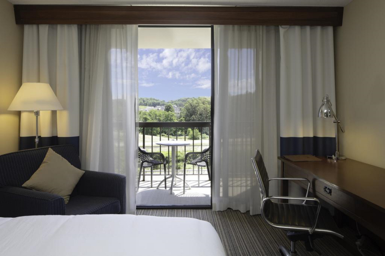 Bedroom 4, Doubletree By Hilton Pittsburgh - Cranberry, Allegheny