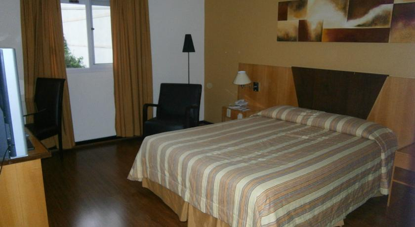 Bedroom 4, Dexter Hotel, Volta Redonda