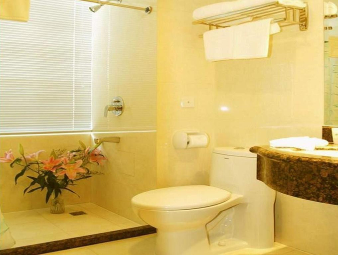 Bathroom 4, GreenTree Inn Suites HongQiao Airport Branch, Shanghai