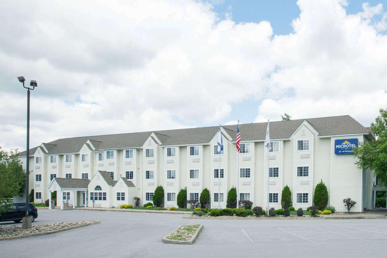 Microtel Inn by Wyndham Beckley, Raleigh