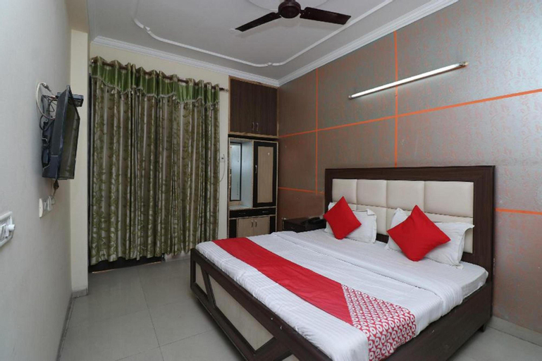 Airport Hotel Mayank Residency, West