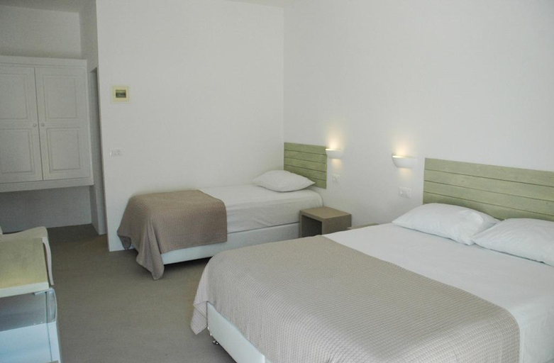 Bedroom 3, Xerolithia, South Aegean