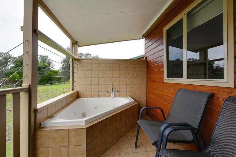 Bathroom 4, Discovery Parks – Eden, Bega Valley