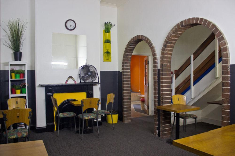 Public Area 2, Adelaide Travellers Inn - Hostel, Adelaide