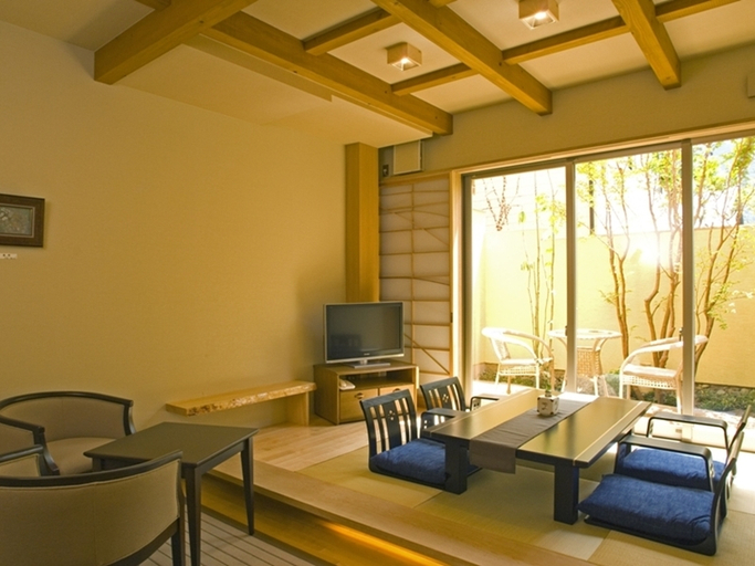 Others 5, Nanakawa, Yufu