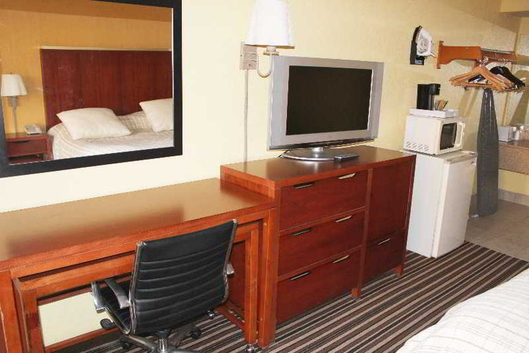 Bedroom 4, Lodge at Mill Creek Hotel, Sevier