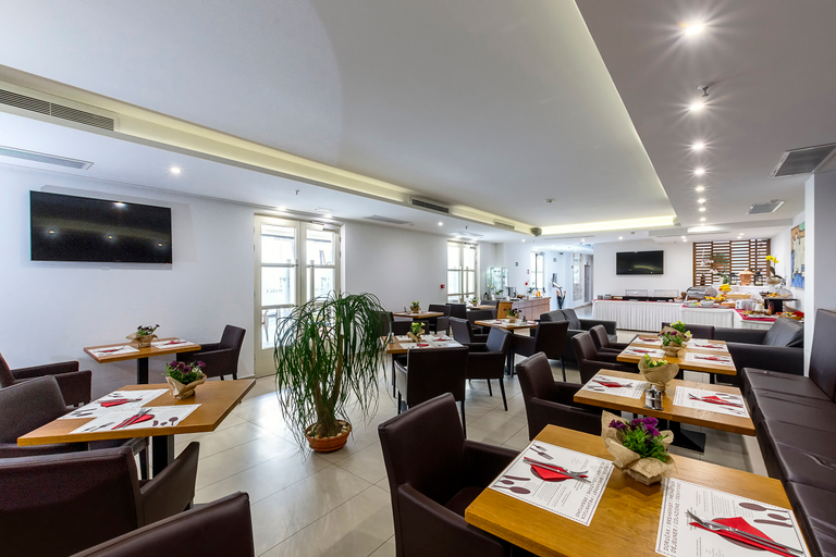 Food & Drinks 5, Marul, Split