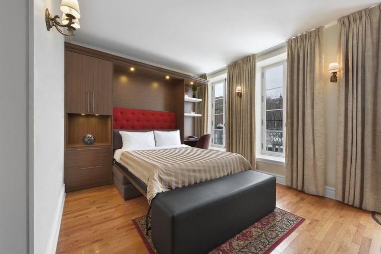 Bedroom 2, Hotel Bonaparte Montreal, Montréal