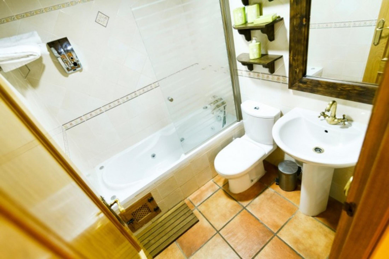 Bathroom 4, Apartamentos Rurales Sierra de Gúdar, Teruel