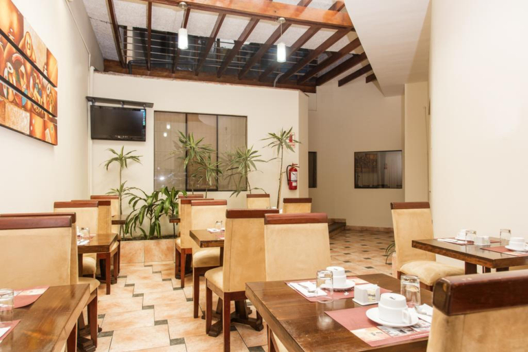 Food & Drinks 5, Ferre De Ville, Lima