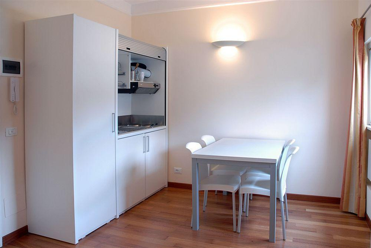 Dining Room 22