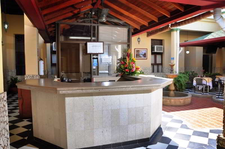 Public Area, Bahia Blanca, Santa Marta (Dist. Esp.)