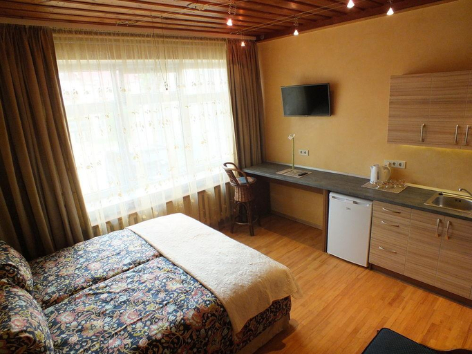 Others 5, Villa Zveju 29, Palangos
