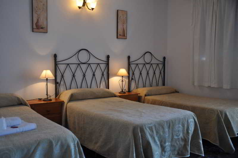 Bedroom 3, El Levante, Cádiz