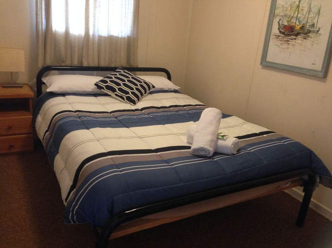 Bedroom 2, Bestbrook Mountain Resort, Warwick - East