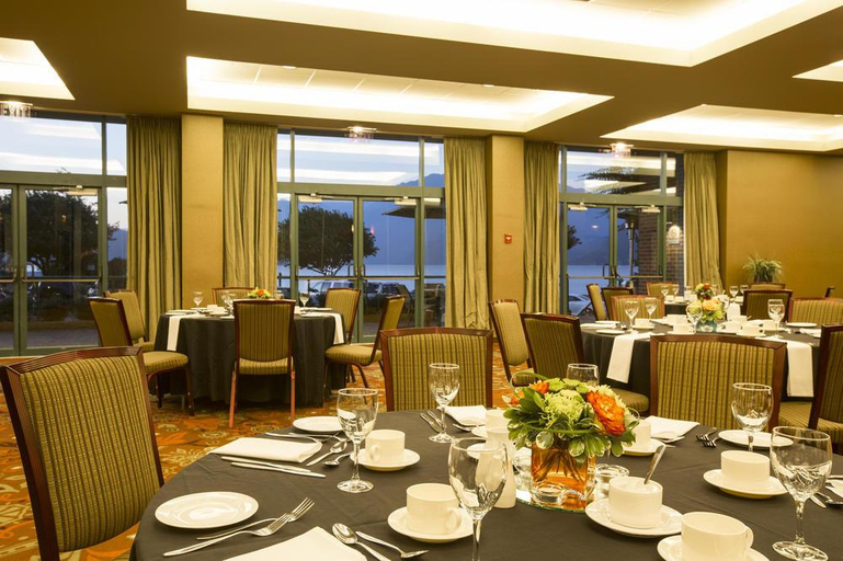 Food & Drinks 5, Harrison Hot Springs Resort & Spa, Fraser Valley