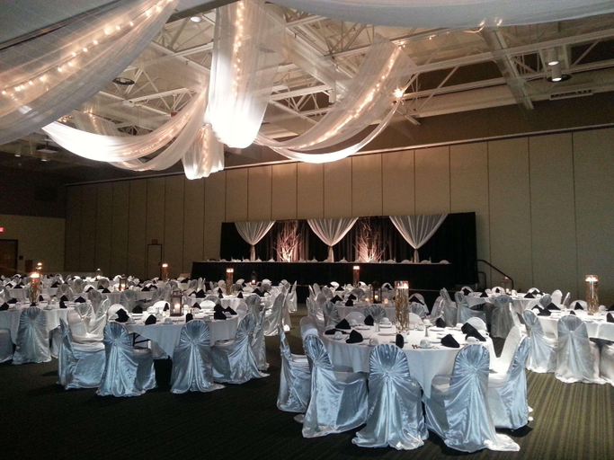 Food & Drinks 5, Oshkosh Marriott Waterfront Hotel, Winnebago