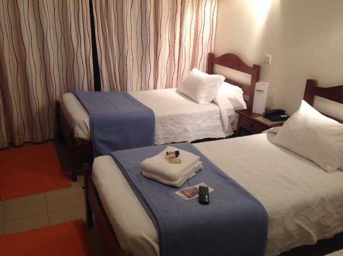 Bedroom 3, Ribeiro Hotel, Ourém