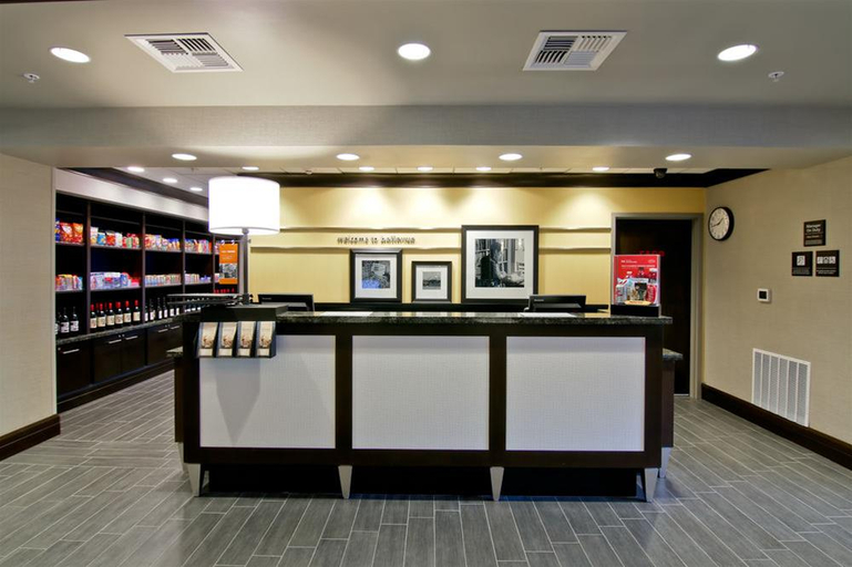 Public Area 2, Hampton Inn & Suites Bellevue Downtown-Seattle, King