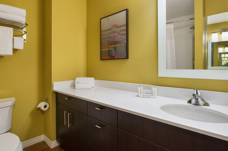 Bathroom 4, Towneplace Suites by Marriott Red Deer, Division No. 8