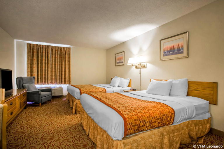 Bedroom 4, University Inn of Stevens Point , Portage