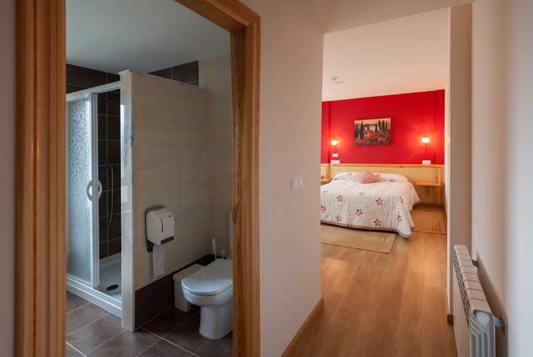 Bathroom 4, Hotel San Briz, Lugo