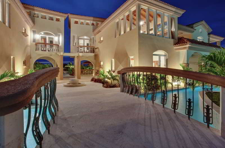 Exterior & Views 2, Belizean Cove Estates
