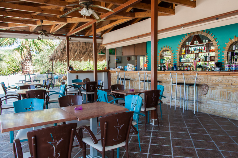 Food & Drinks 5, Zante Nest, Ionian Islands