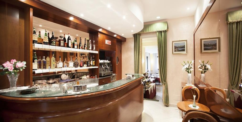 Food & Drinks 5, Hotel Astor, Torino