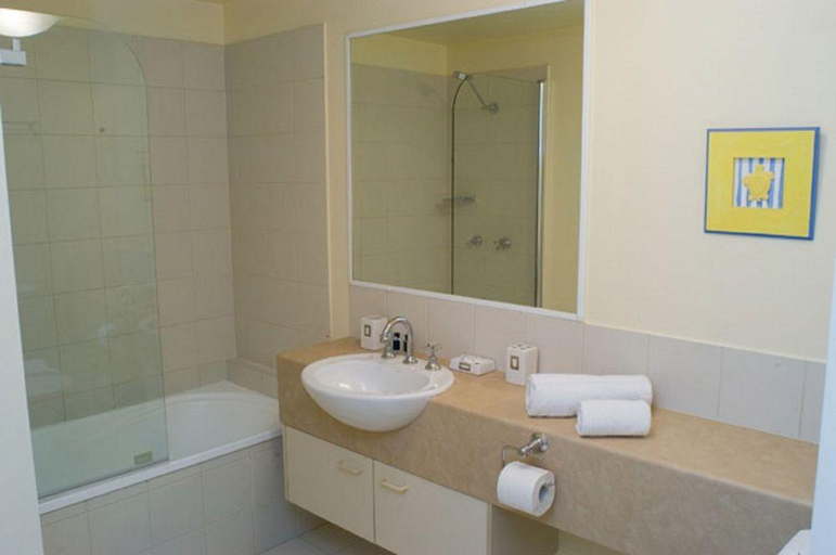Bedroom, Diamond Sands Resort, Gold Coast