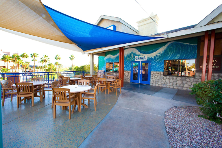 Food & Drinks 5, London Bridge Resort, Mohave