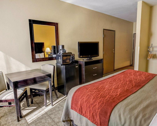Quality Inn & Suites Lenexa Kansas City, Jackson