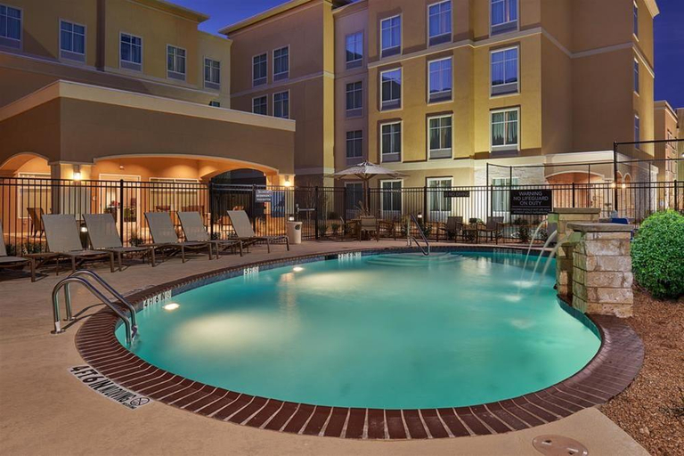 Sport & Beauty, Homewood Suites By Hilton Odessa, Ector