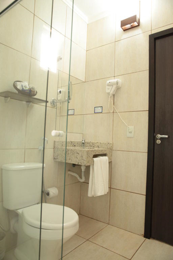 Bathroom 4, Samba Tres Lagoas, Três Lagoas