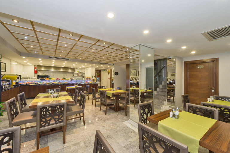 Food & Drinks 3, Darkmen Hotel, Fatih
