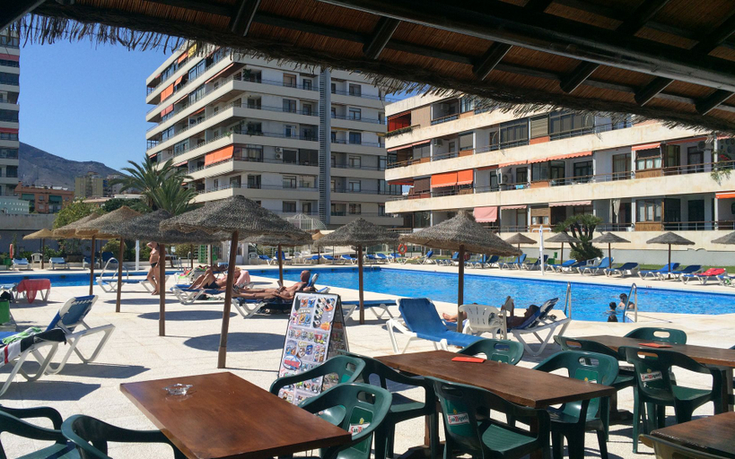 Food & Drinks 5, Apartamentos La Nogalera, Málaga