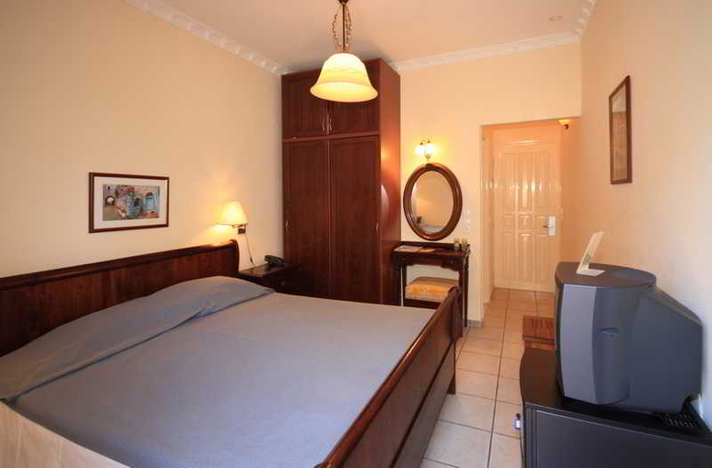 Bedroom 5, Hotel Acropol, Epirus