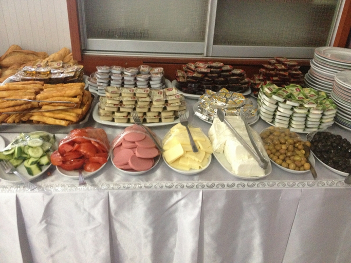 Food & Drinks, Starpark Hotel, Güngören