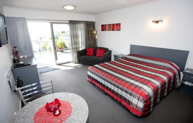 Bedroom 2, Oamaru Motor Lodge, Waitaki