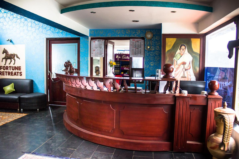 Food & Drinks 5, Fortune Retreats Resort, The Nilgiris