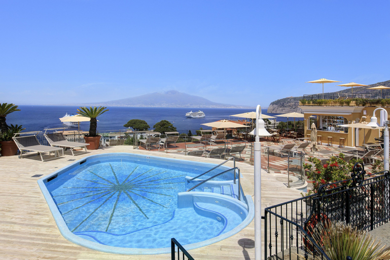 Grand Hotel De La Ville, Napoli