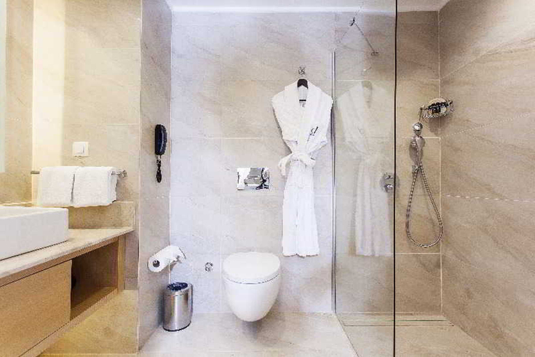 Bathroom 5, Divan Gaziantep, Şehitkamil