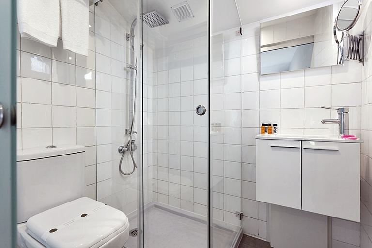 Bathroom 3, Urban City, Aveiro