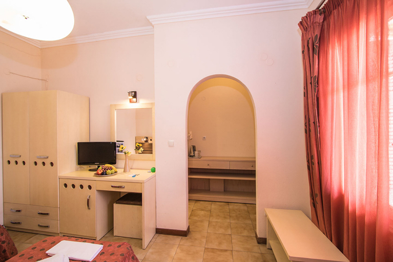 Bedroom 4, Semiramis, South Aegean