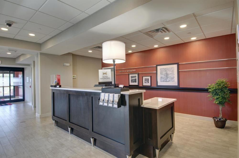 Public Area 2, Hampton Inn & Suites Springfield Downtown, Hampden