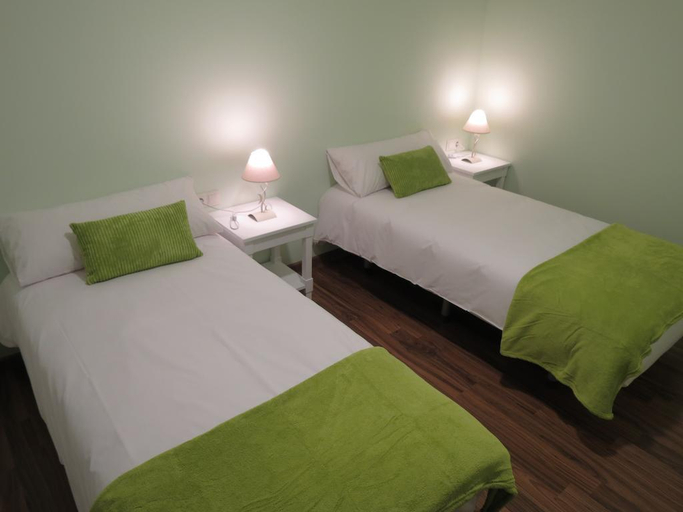 Bedroom 5, Hostal Petit Princep, Barcelona